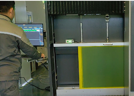 كمبيوتر التركيز التلقائي على الشاشة لمدة 350 ساعة تعرض للشبكة الصفراء